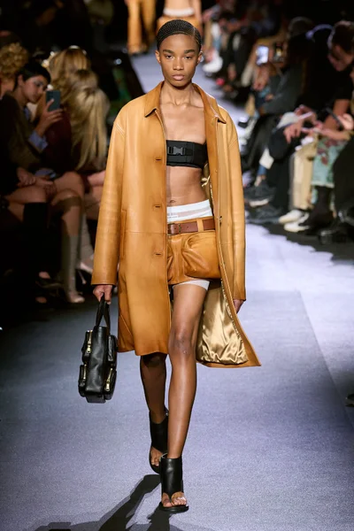 Look 53